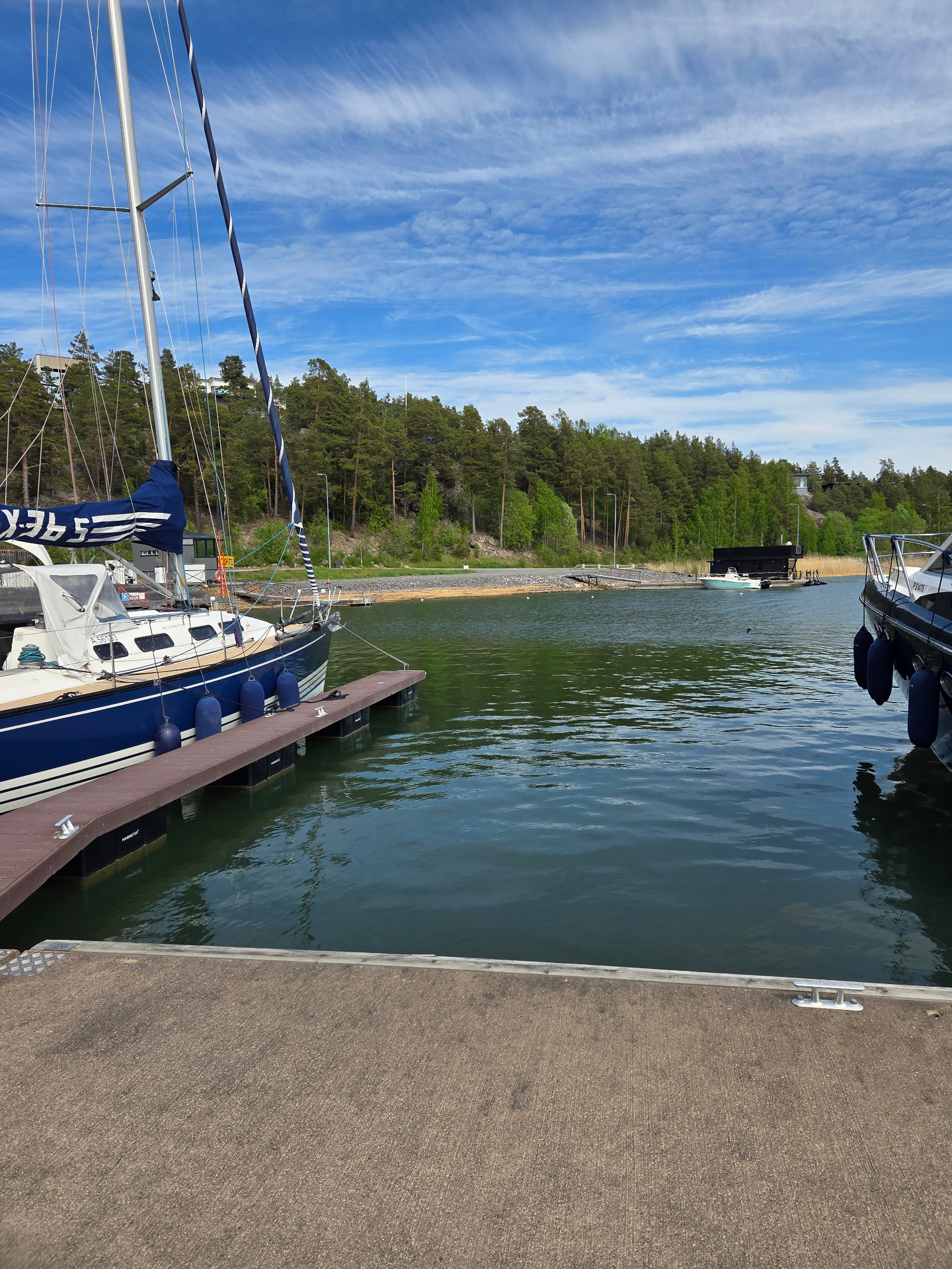 Stern-to wooden berth at Kultaranta
